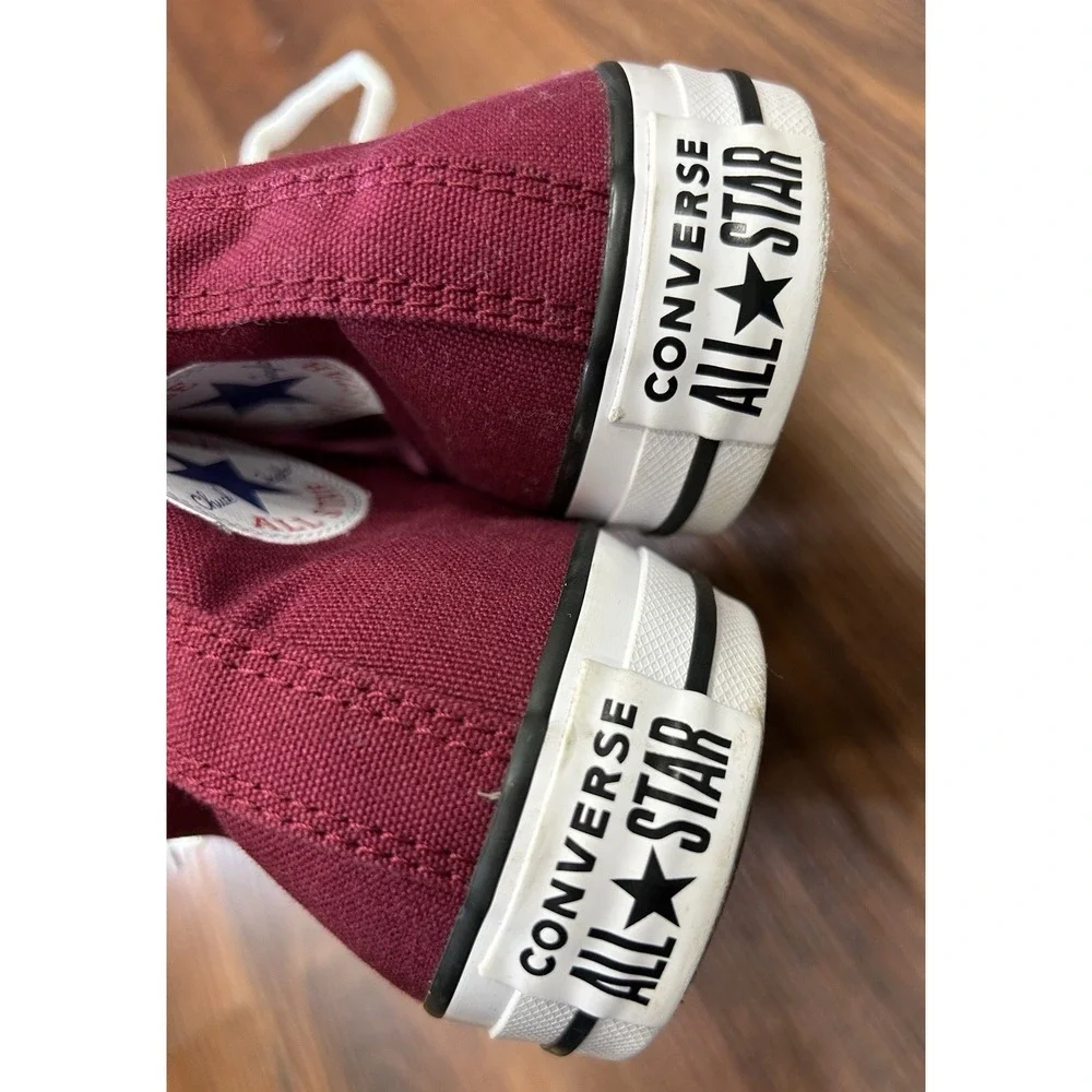 Converse Chuck Taylor All Star High Maroon Men's Size 7 Women's Size 9 M9613